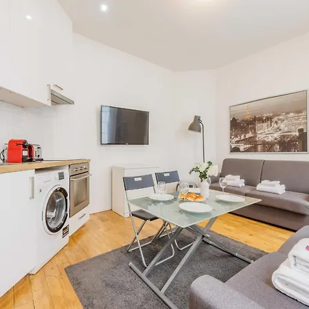 Lovely Studio Near Eiffel Tower Paris Exterior photo